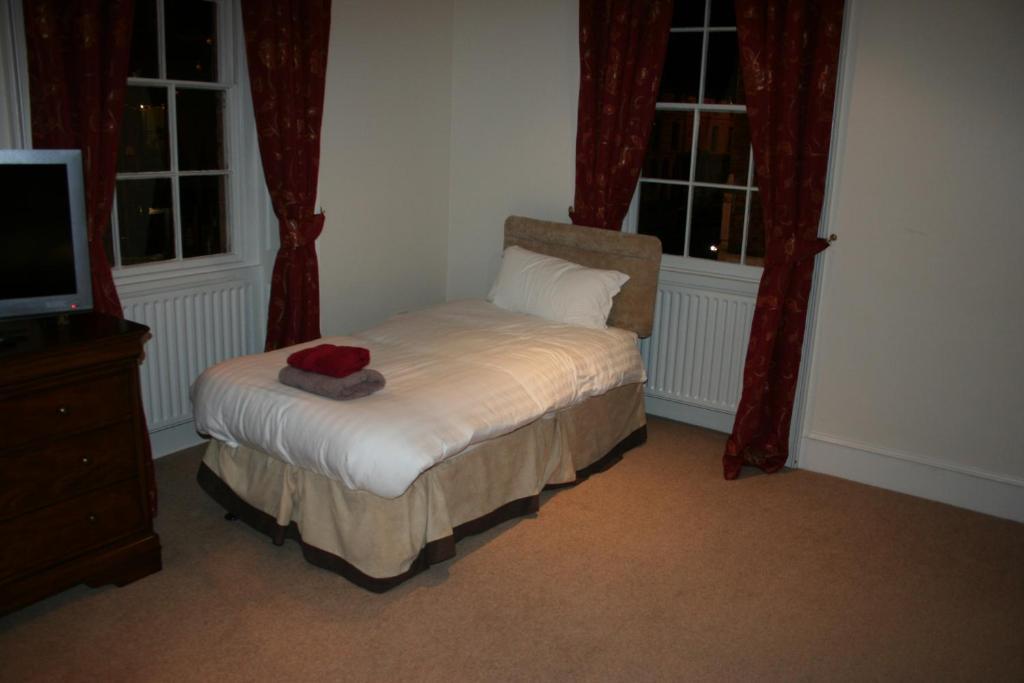 The Trewythen Hotel Llanidloes Exterior photo