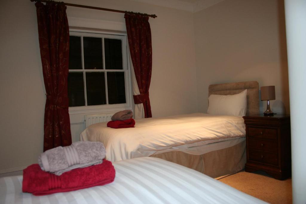The Trewythen Hotel Llanidloes Exterior photo