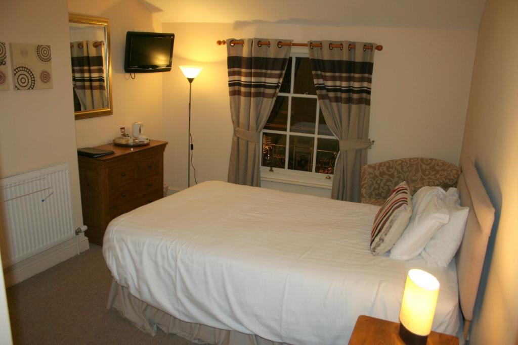 The Trewythen Hotel Llanidloes Exterior photo